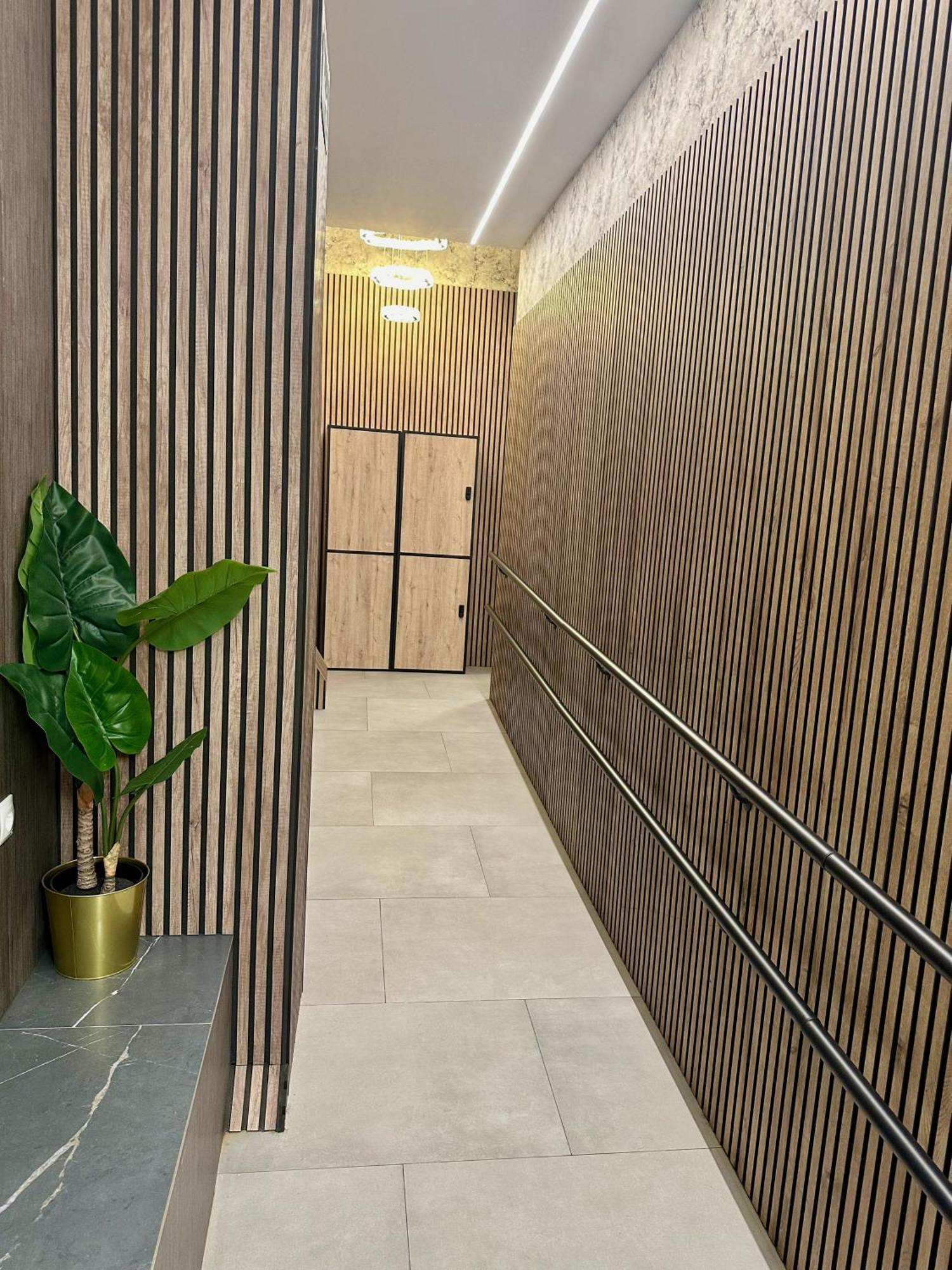 Velvet Hostels Pacifico Madrid Exterior photo