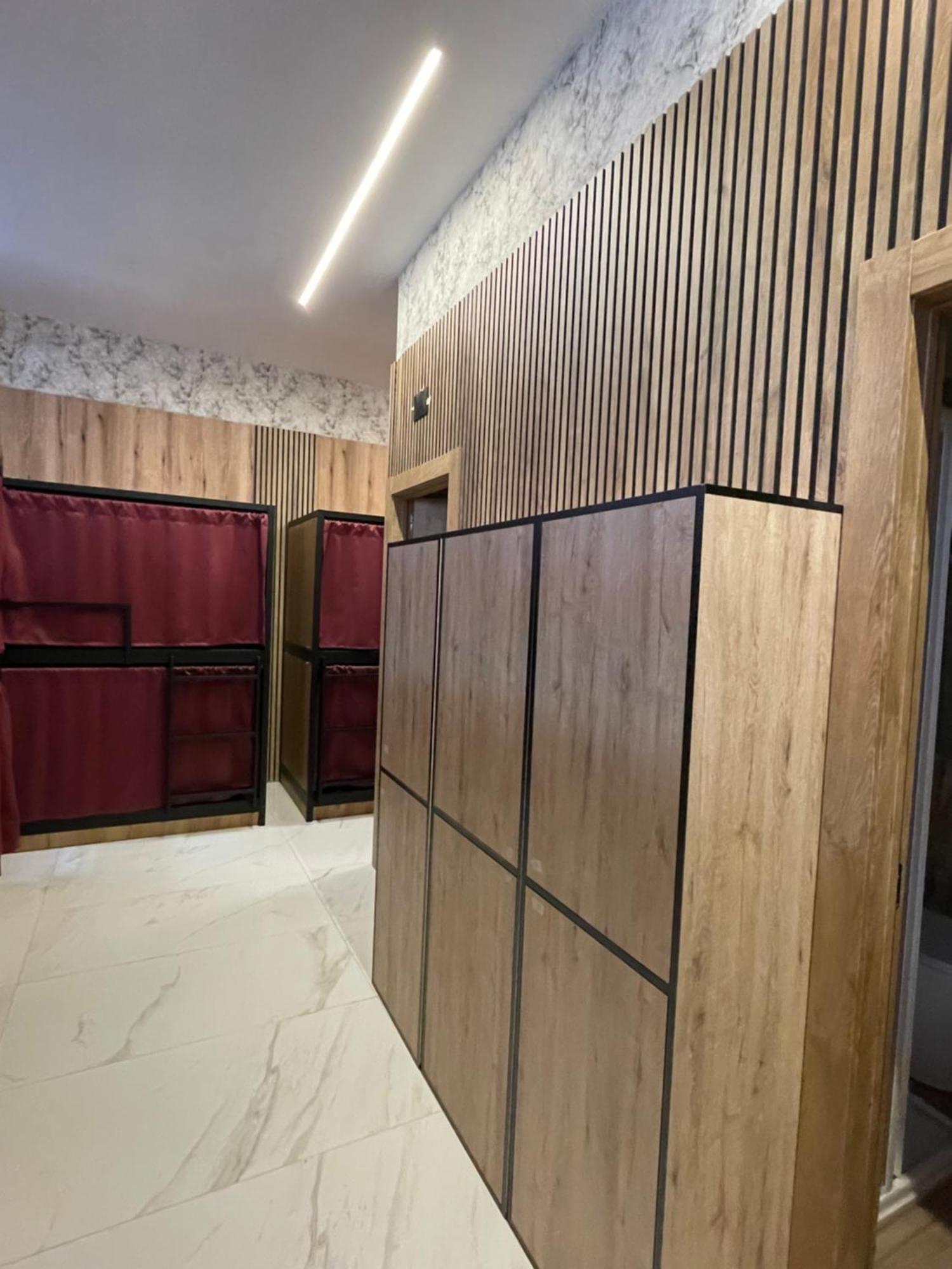 Velvet Hostels Pacifico Madrid Exterior photo